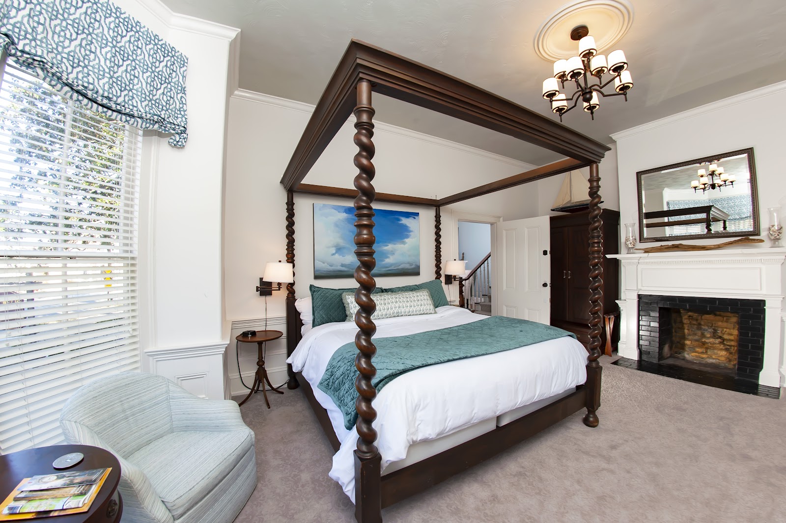 Aerie Bed & Breakfast photo