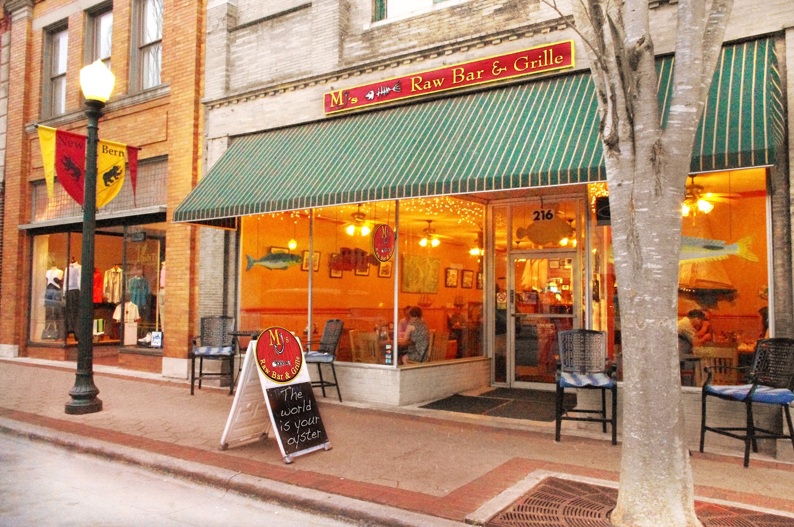 Mj's Raw Bar and Grille photo