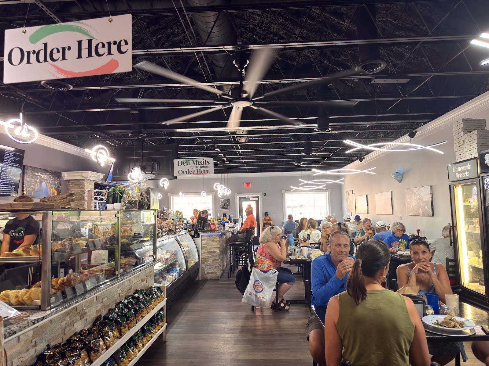 Gemelli Italian Deli & Bagelry photo