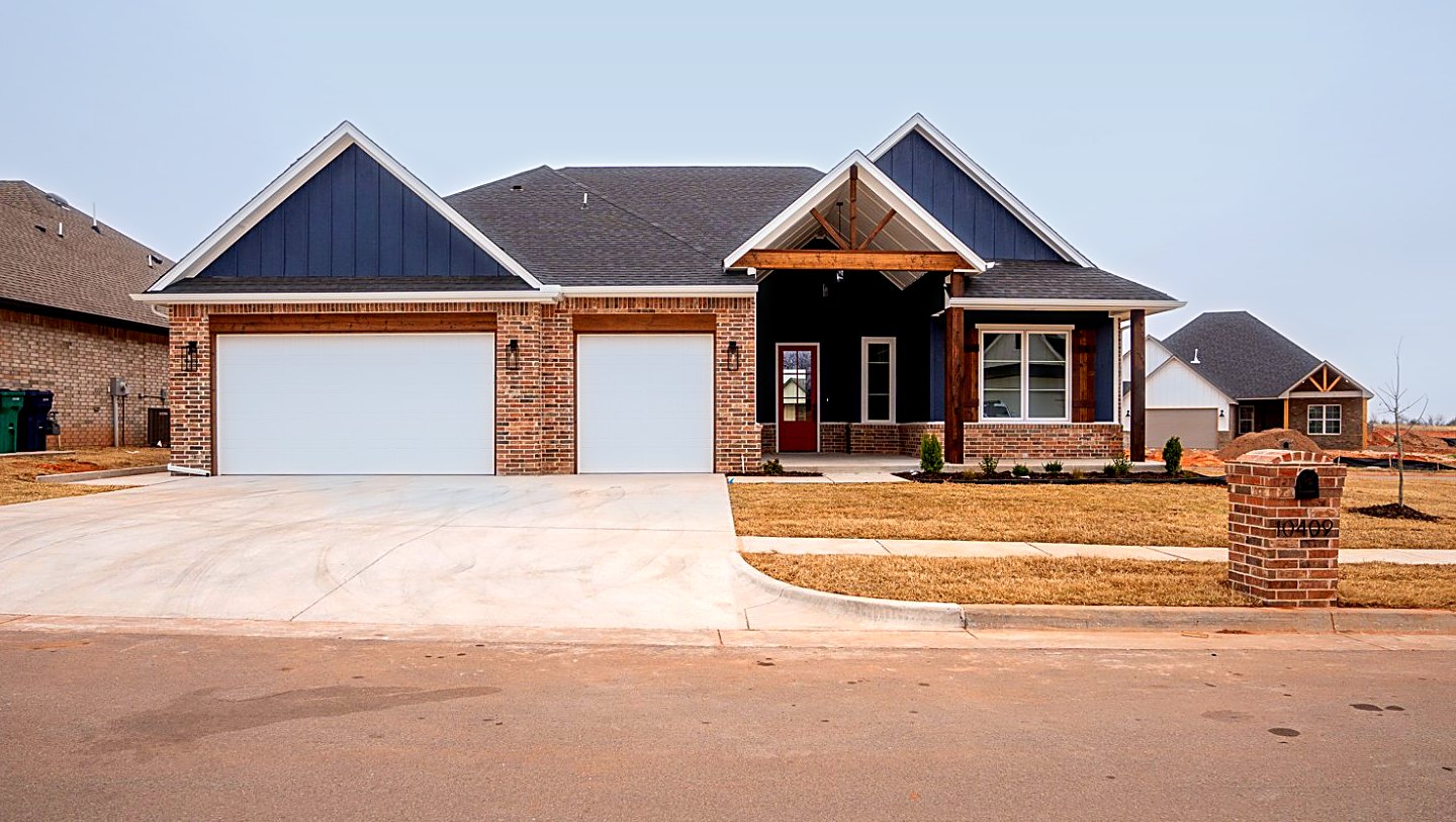 Custom-built home in Mustang, Oklahoma photographed for a listing