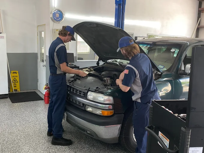 Engine repair and diagnostics