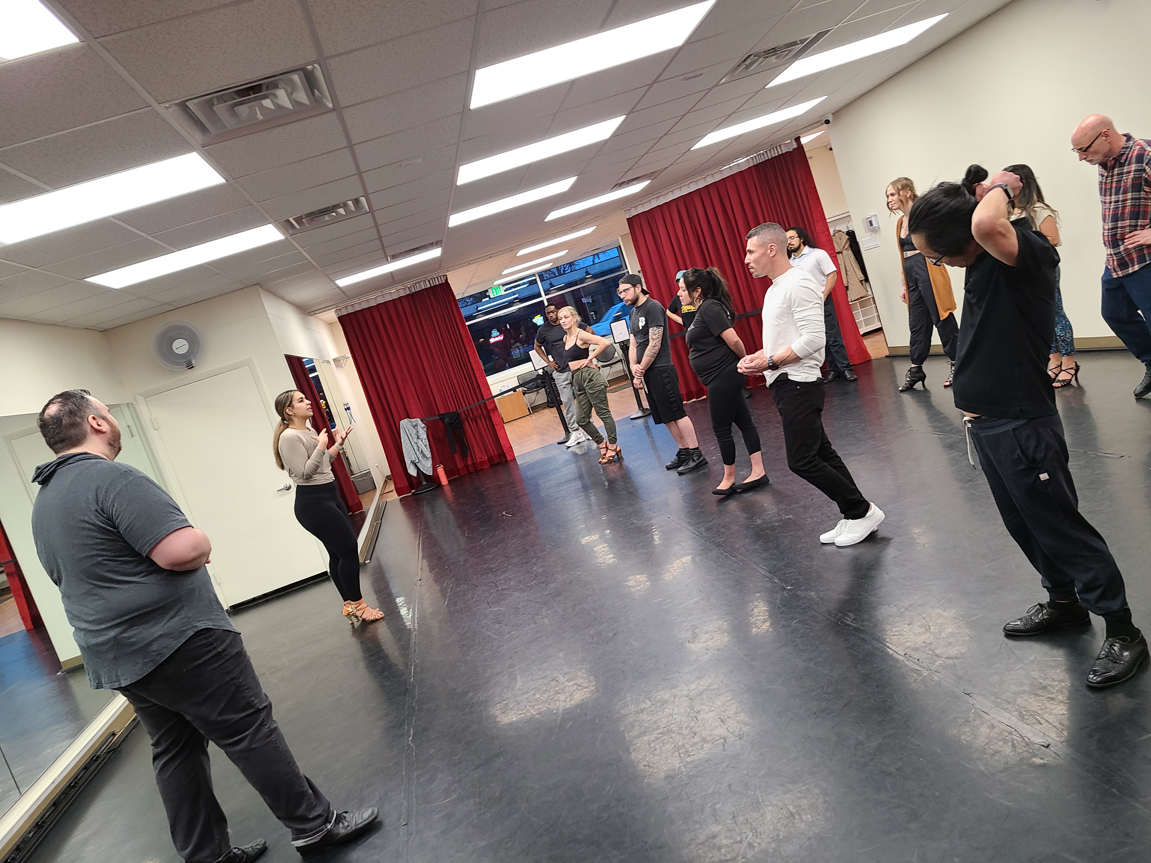 A Bachata class in session at Latin Dance in Toledo