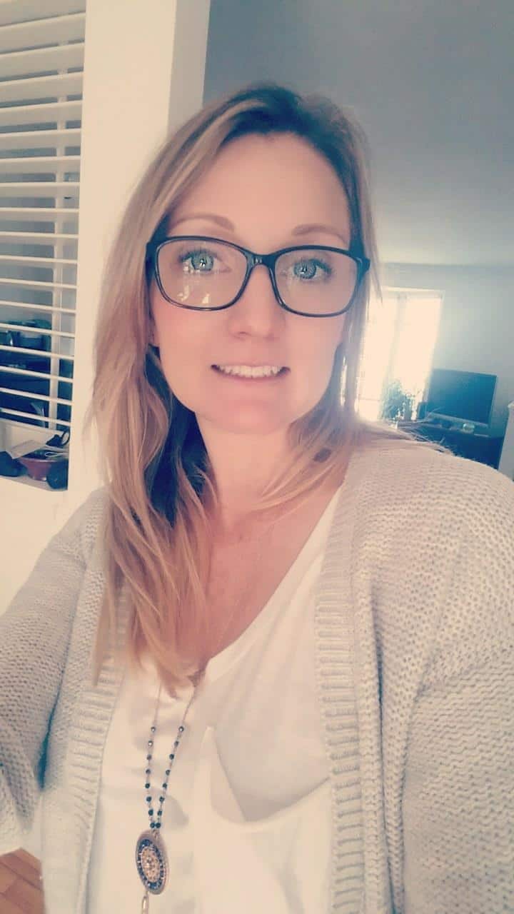 Woman money coaching graduate, Amelie