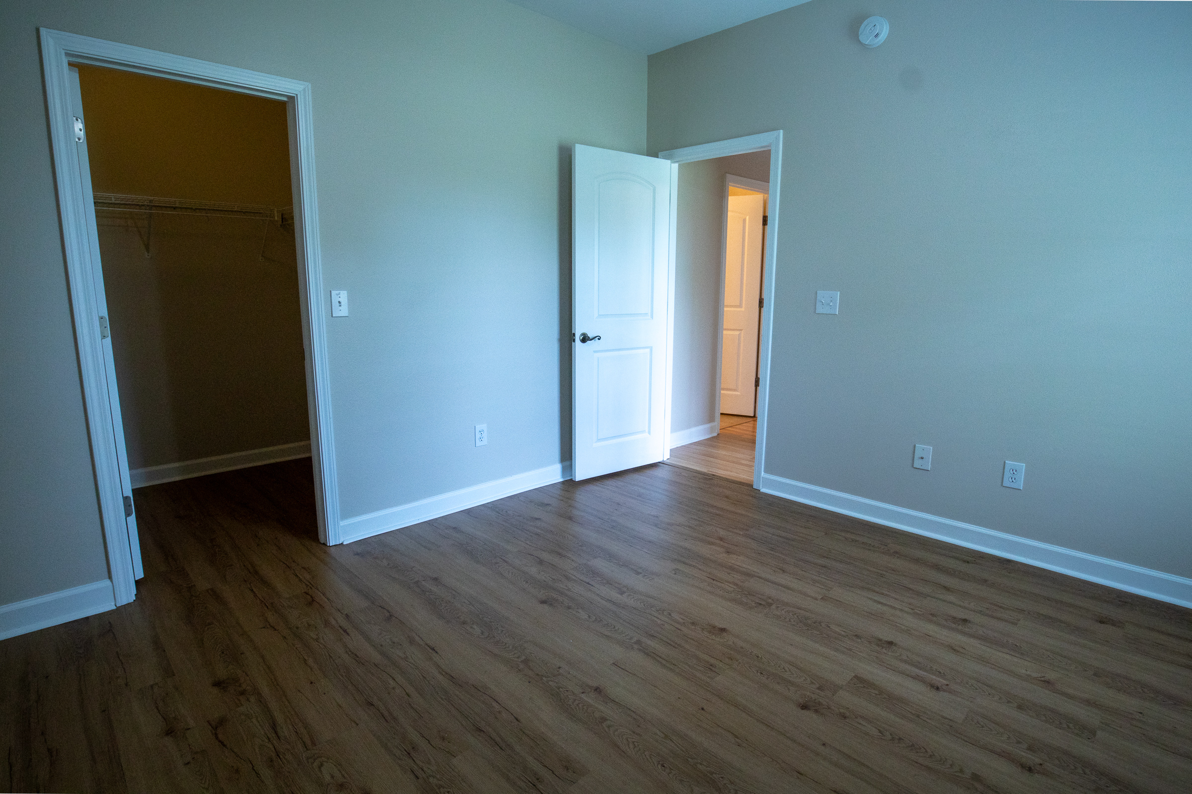Second guest bedroom alternate view