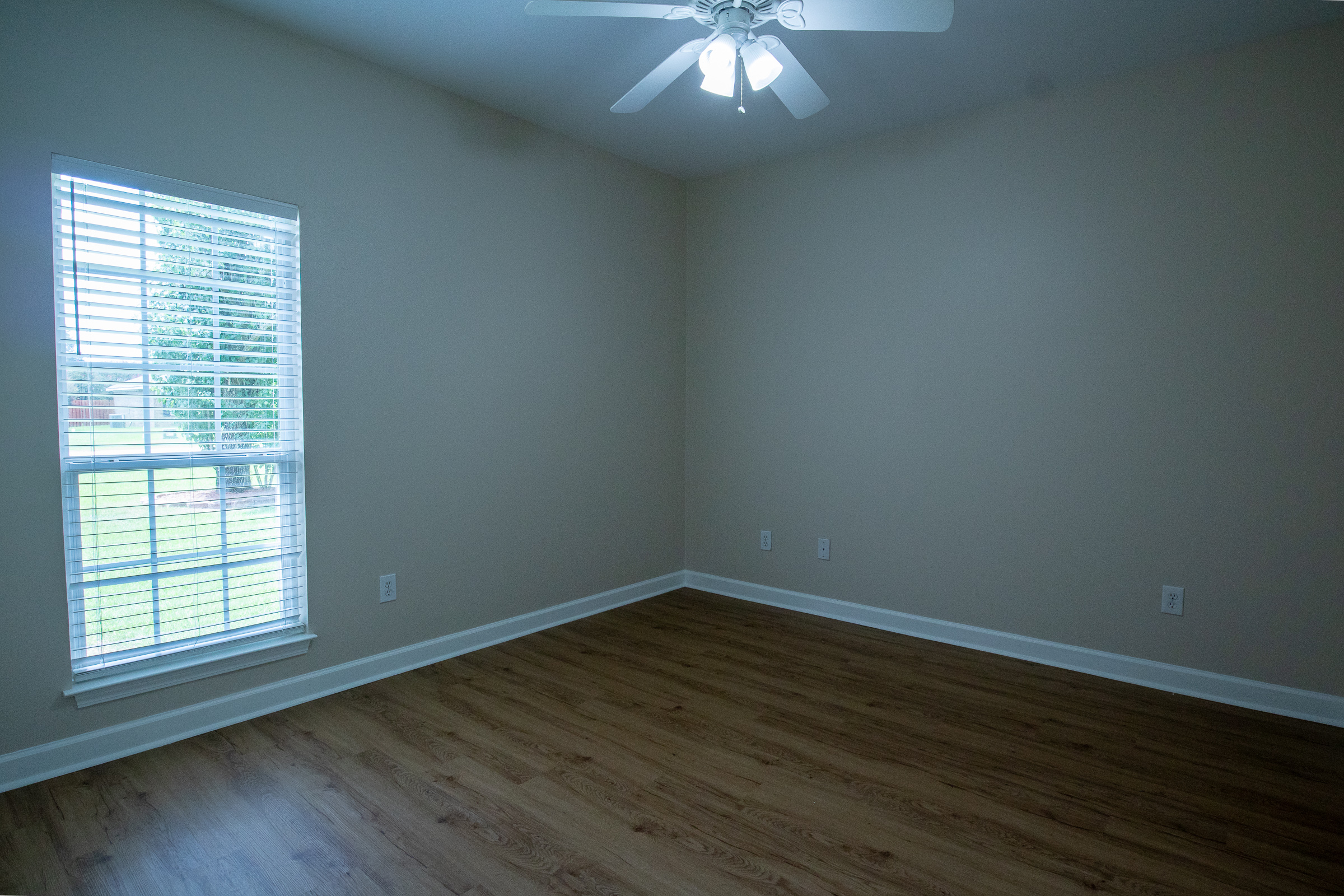 Second guest bedroom at 19695 O'Brian Avenue