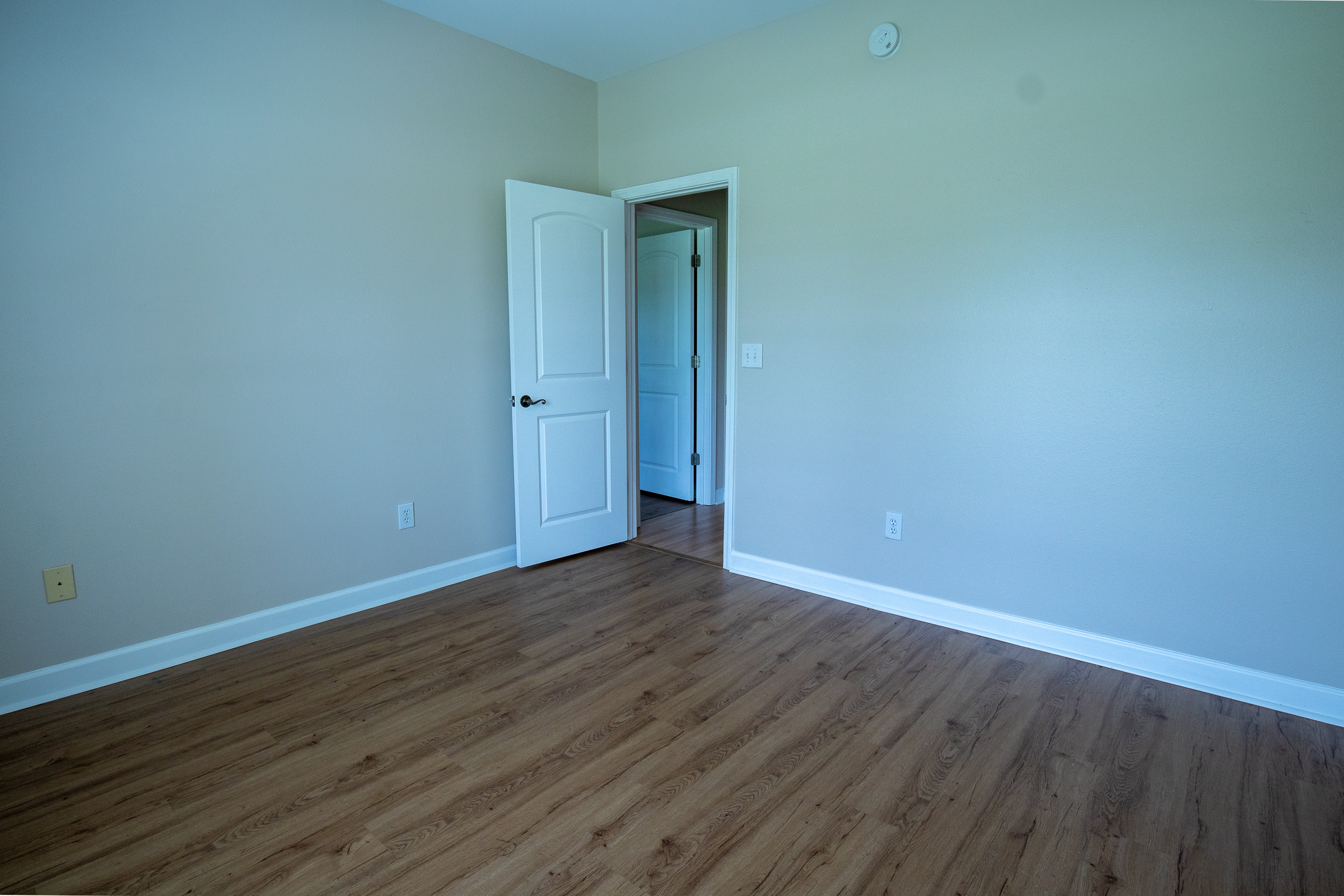Guest bedroom alternate view