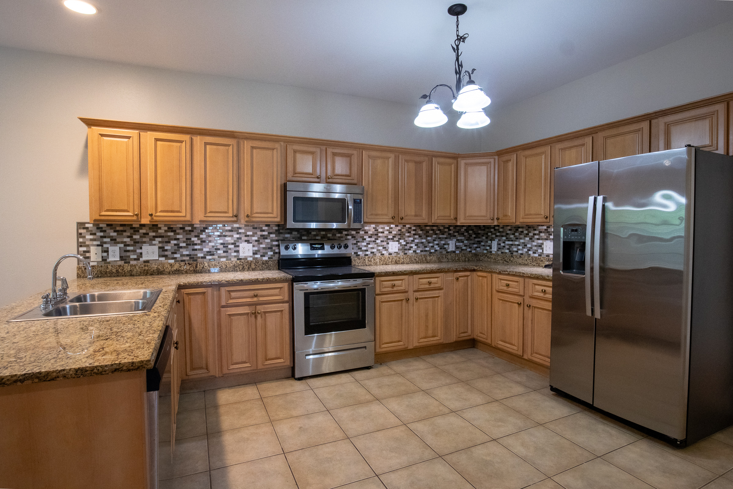 Kitchen alternate view
