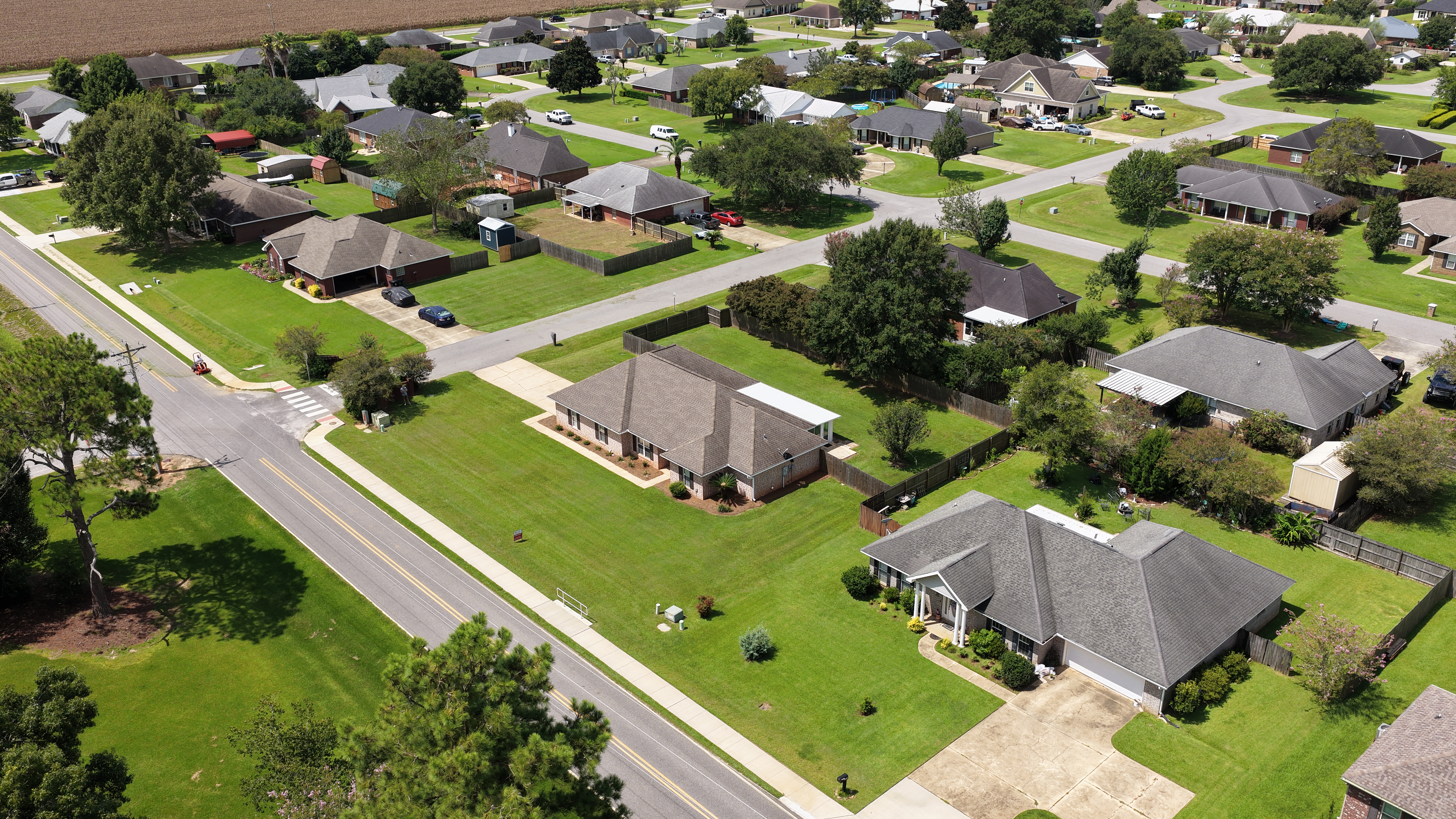 Front right aerial view