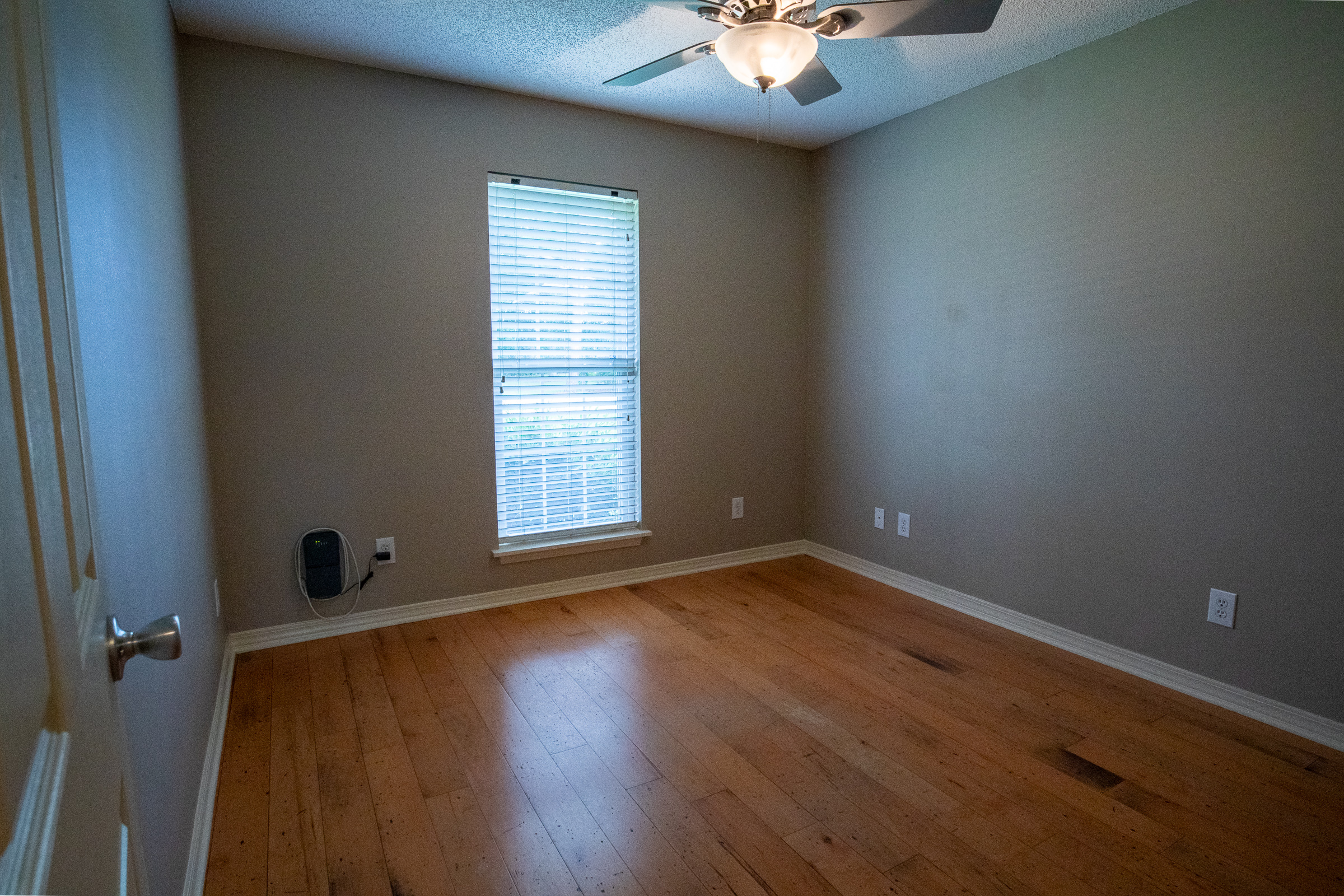Guest bedroom