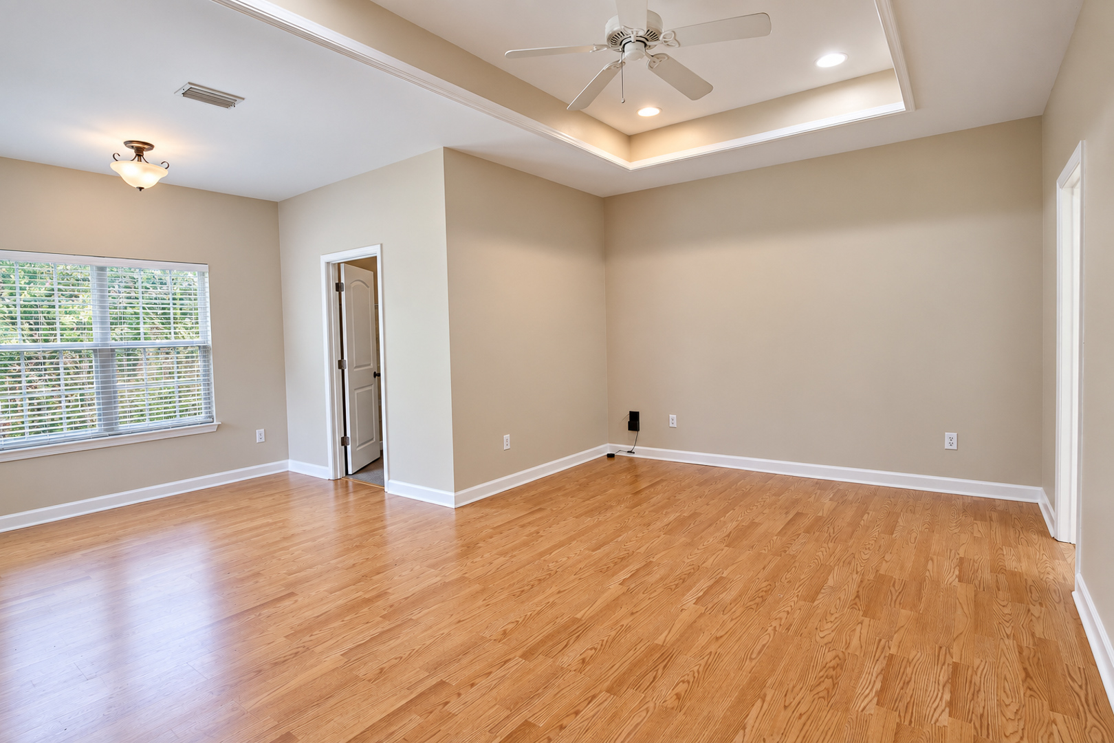Primary bedroom, unfurnished