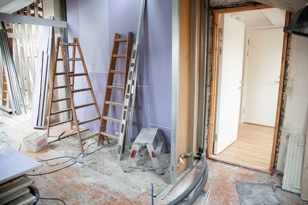 Professional concrete slab installation and home remodeling services
