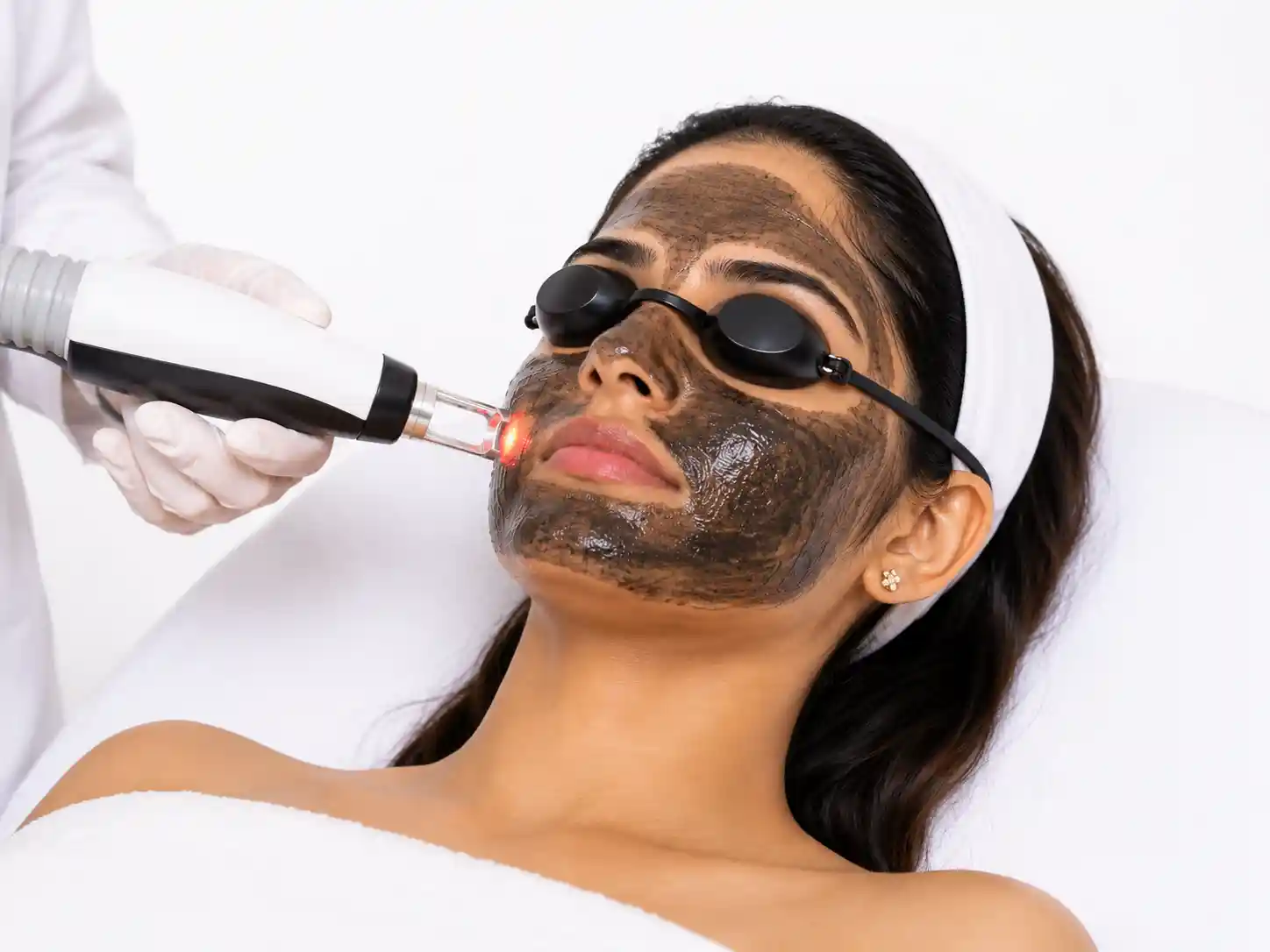 Hydra Facial