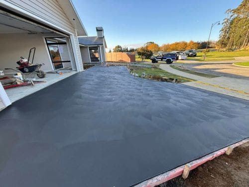 Contemporary Multi-Car Driveway