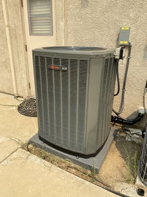 {{ custom_values.service_4 }} in {{custom_values.area_7})