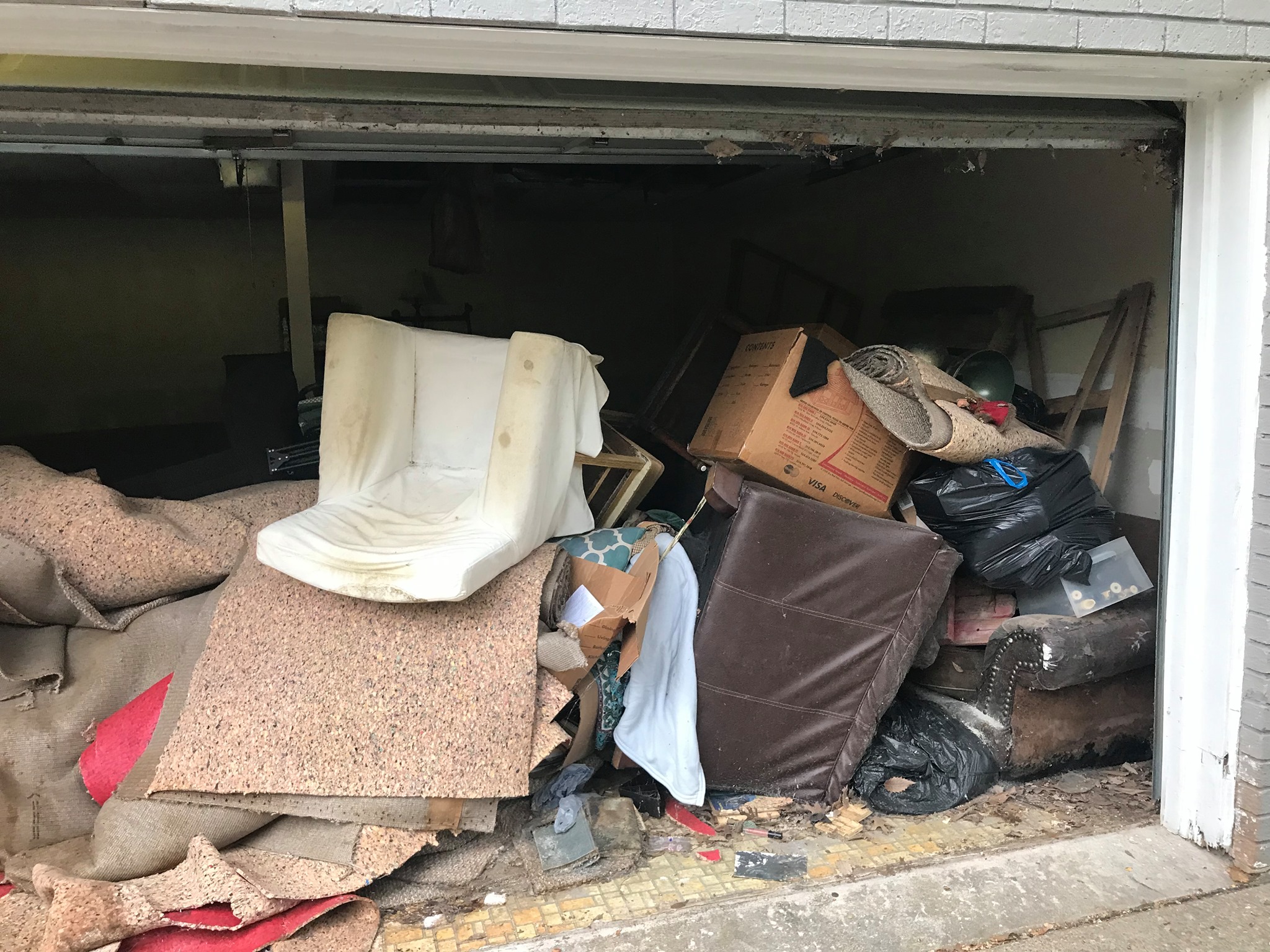 San Diego, CA Garage Cleanouts