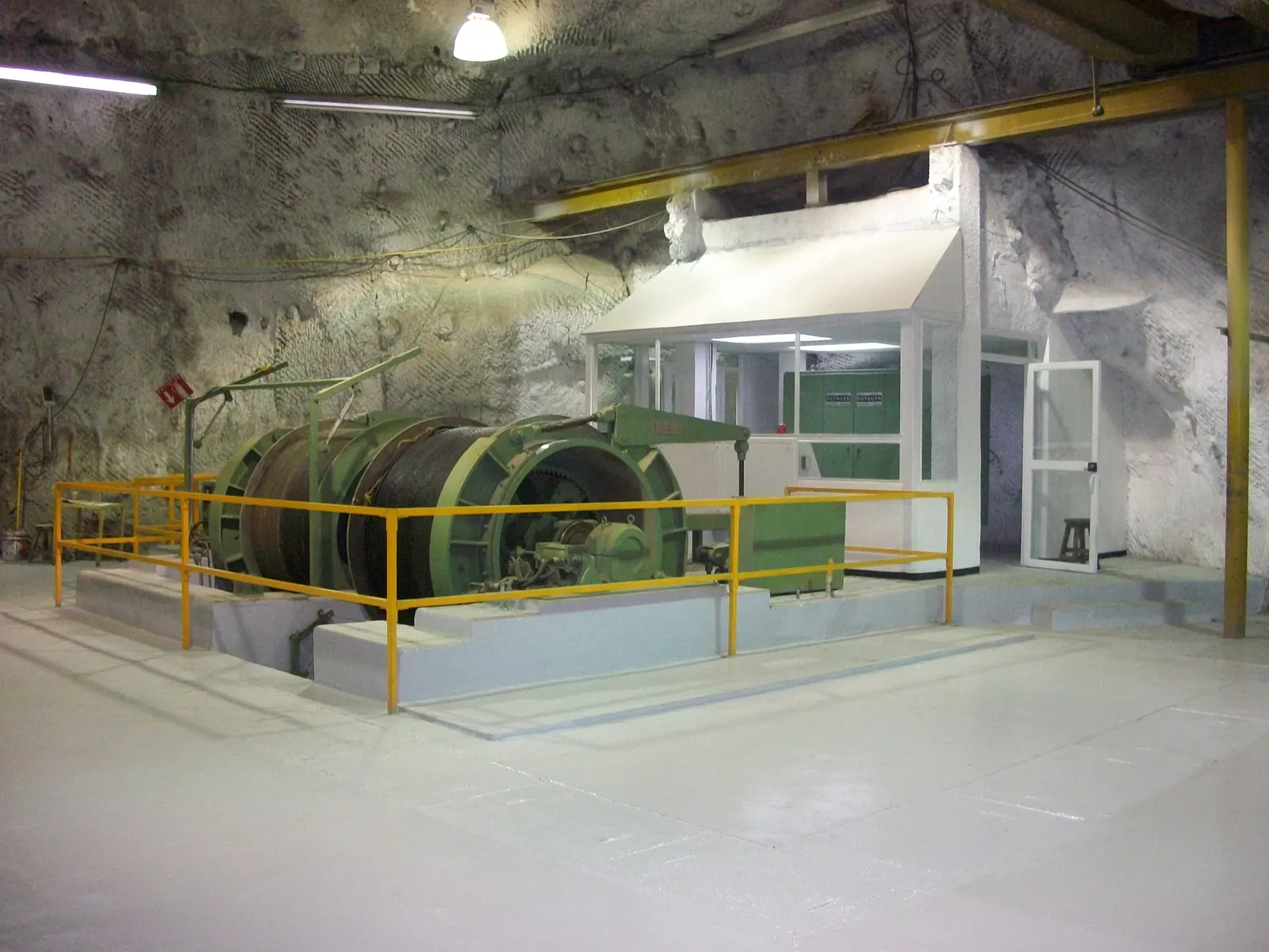 Malacate Hepburn en interior mina, Unidad Naica