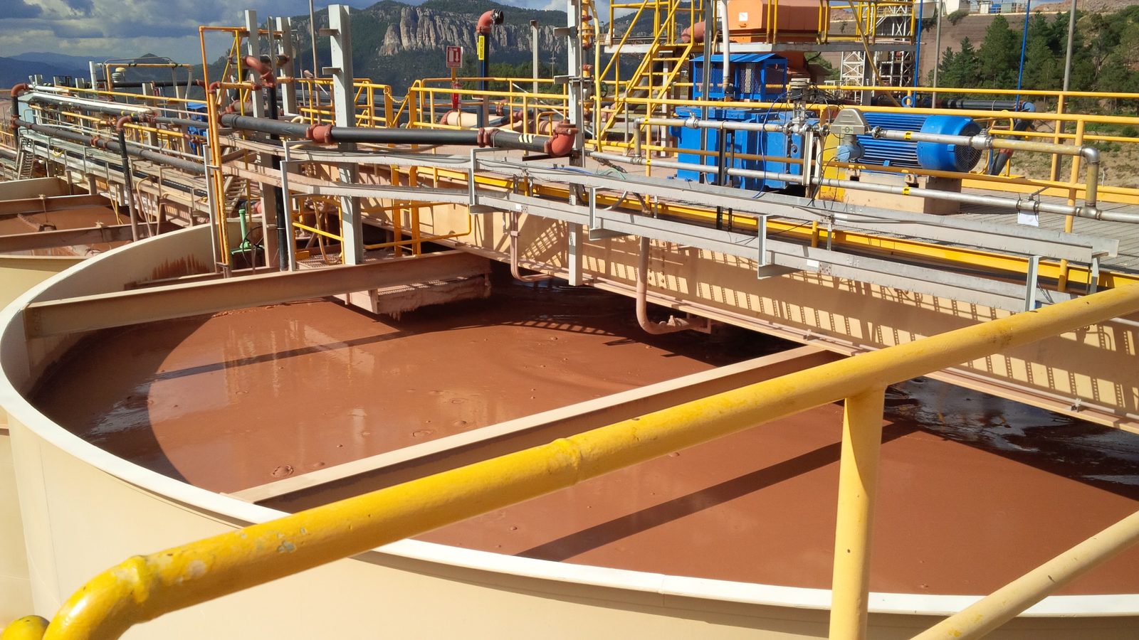 Tanque espesador en planta de beneficio