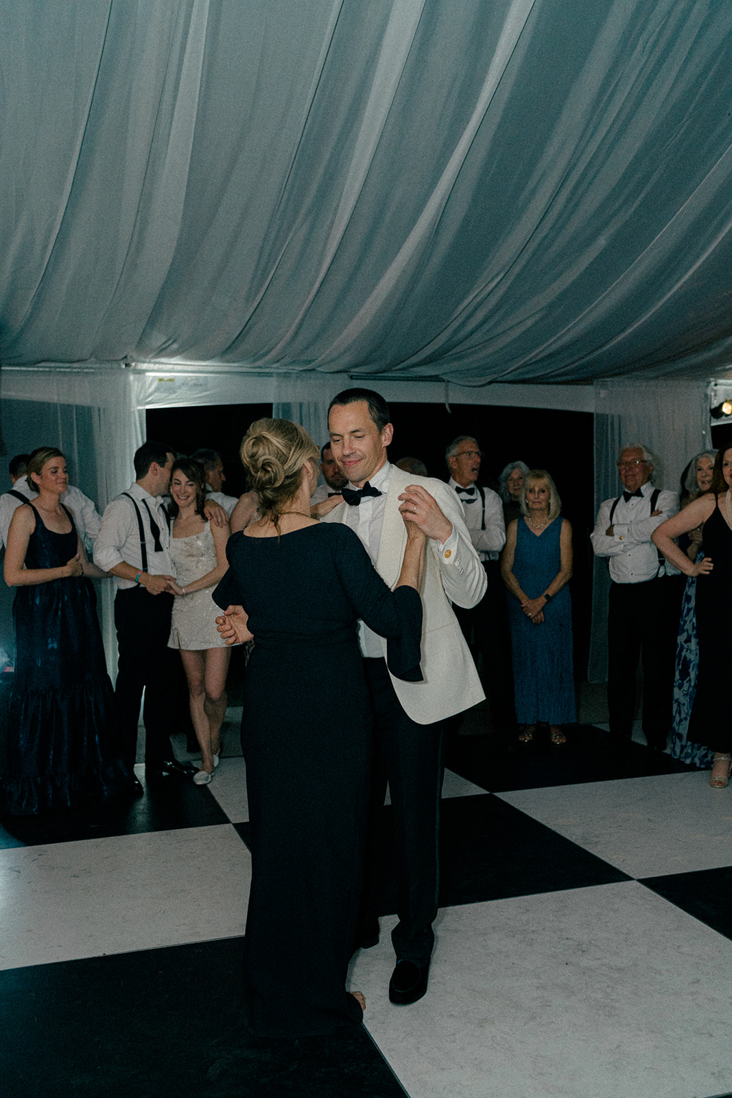 Jeff and Victoria's Catskills Wedding