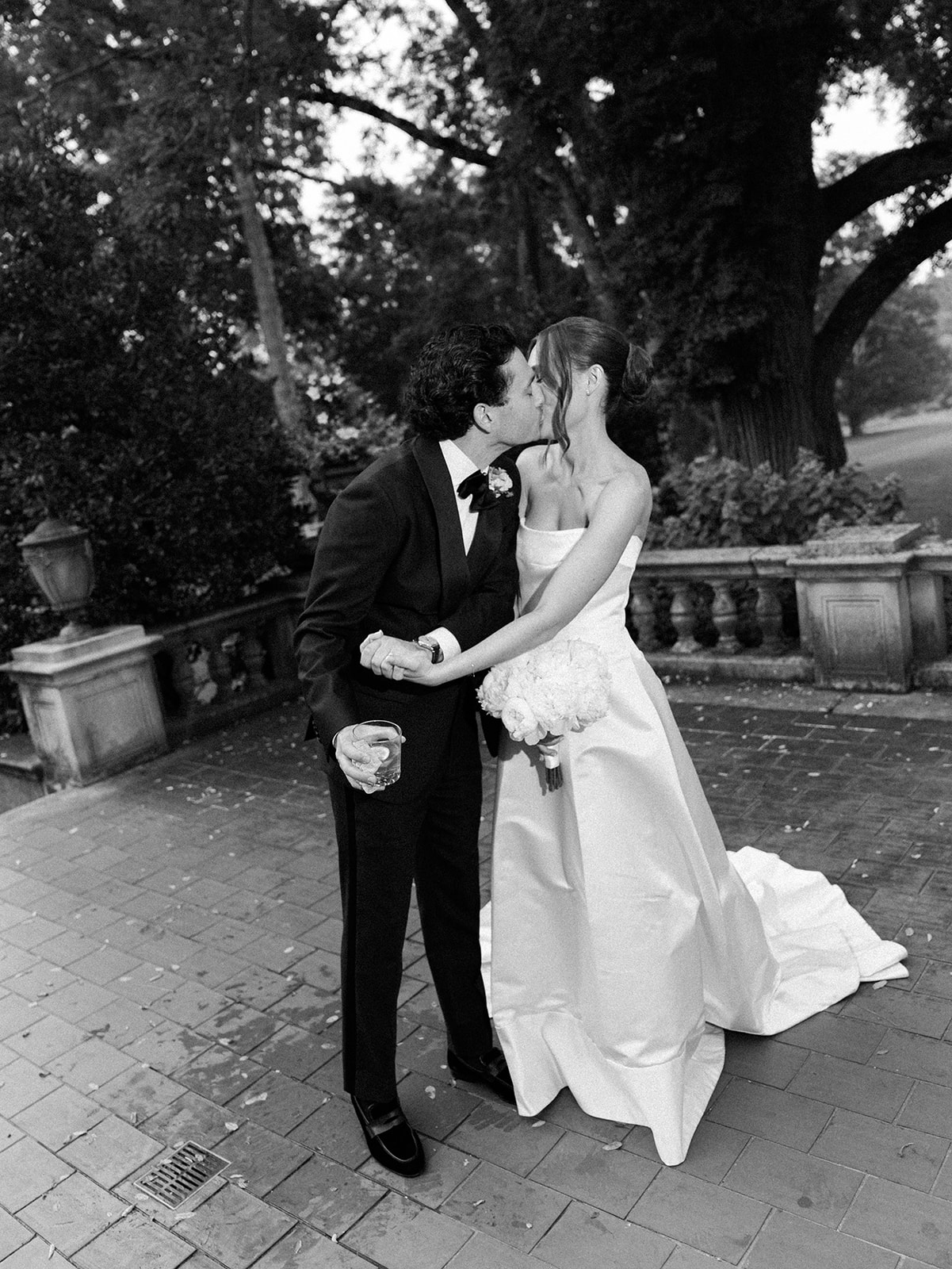 Sarah and Benjamin wedding design