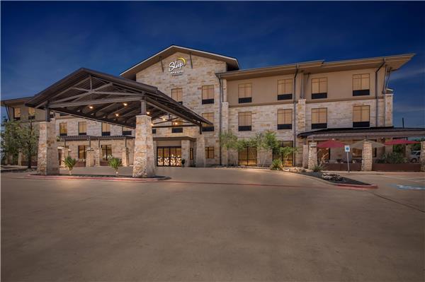 Sleep Inn & Suites