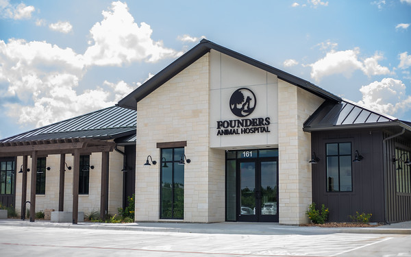 Founders Animal Hospital