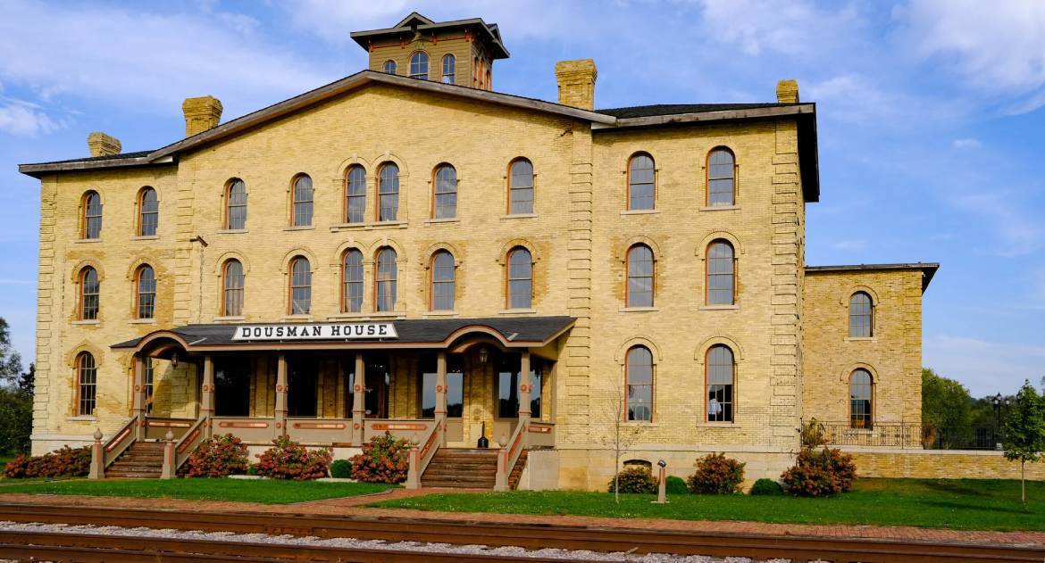Dousman Hotel