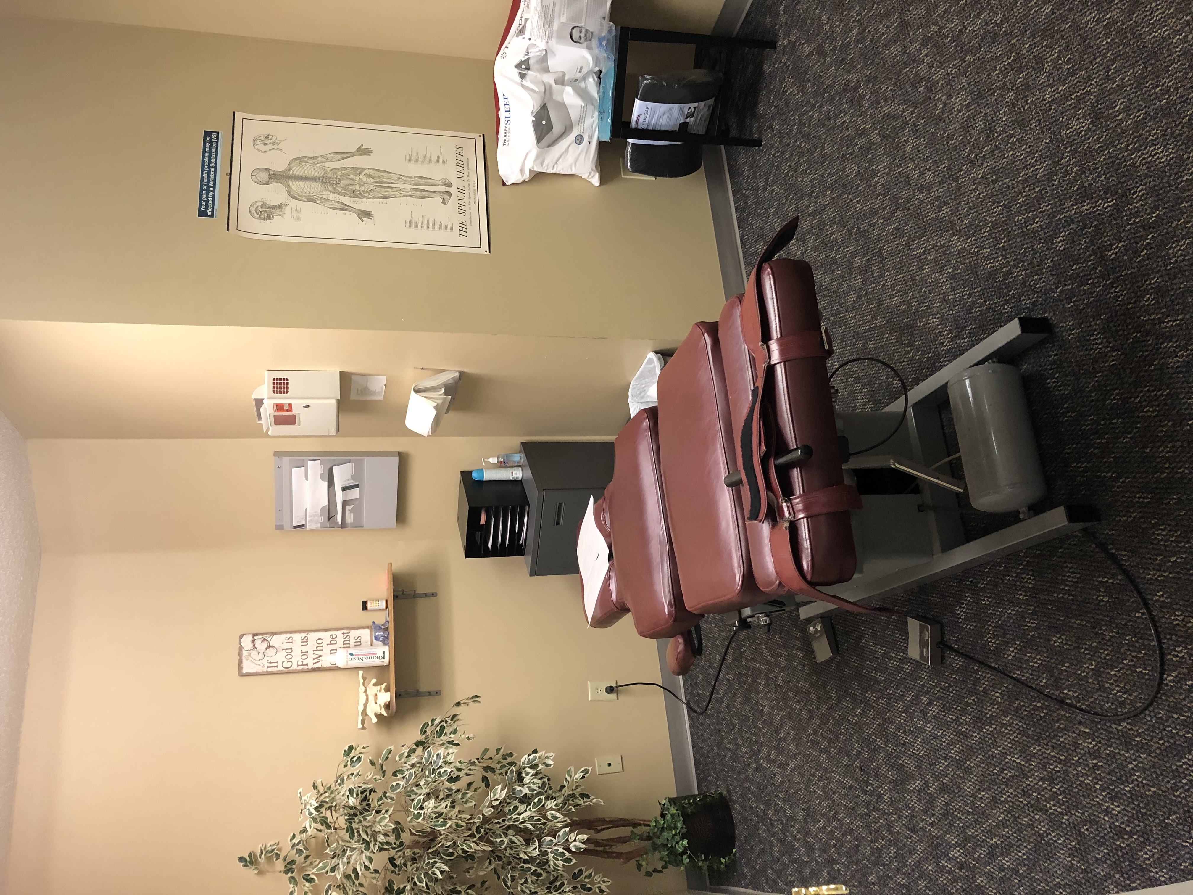 A treatment room at Sparks Family Chiropractic in Lancaster, Ohio