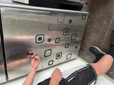 {{ custom_values.service_1 }} in {{custom_values.area_4})