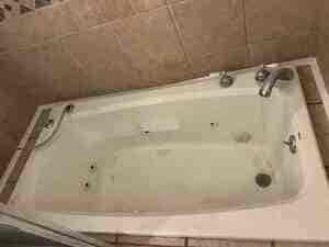 {{ custom_values.service_4 }} in {{custom_values.area_7})