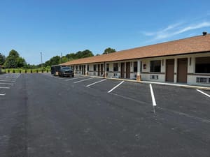 {{ custom_values.service_4 }} in {{custom_values.area_5})