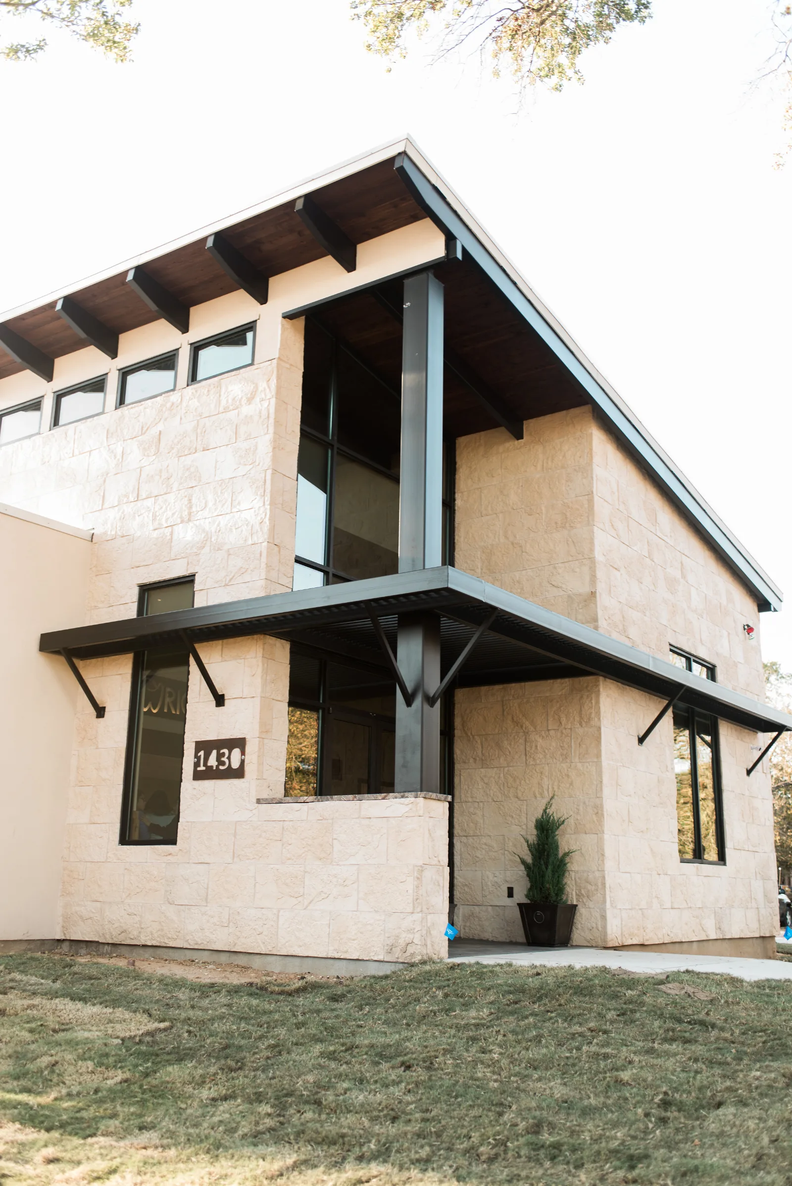Exterior of the Just Wright Dental and Implant Center building in Corsicana, TX