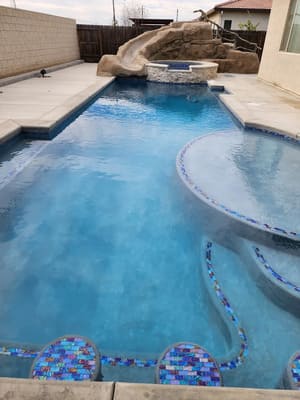 {{ custom_values.service_3 }} in {{custom_values.area_3})