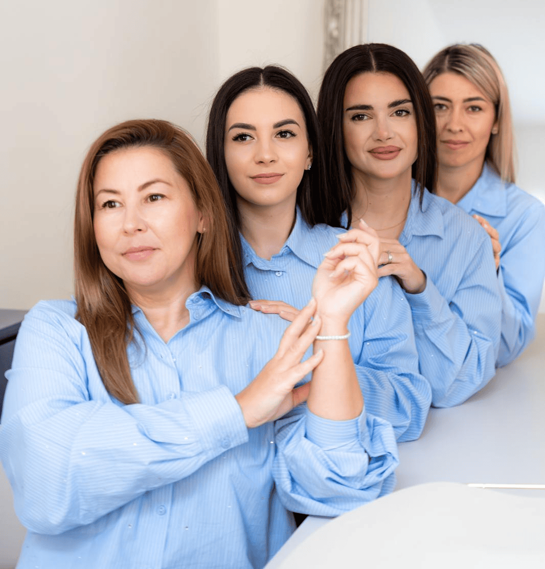 Delia Sasu in Behandlung im Kosmetikstudio Skindesa in Teresienfeld 