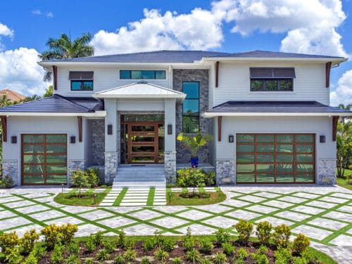 {{ custom_values.service_1 }} in {{custom_values.biz_area_1})