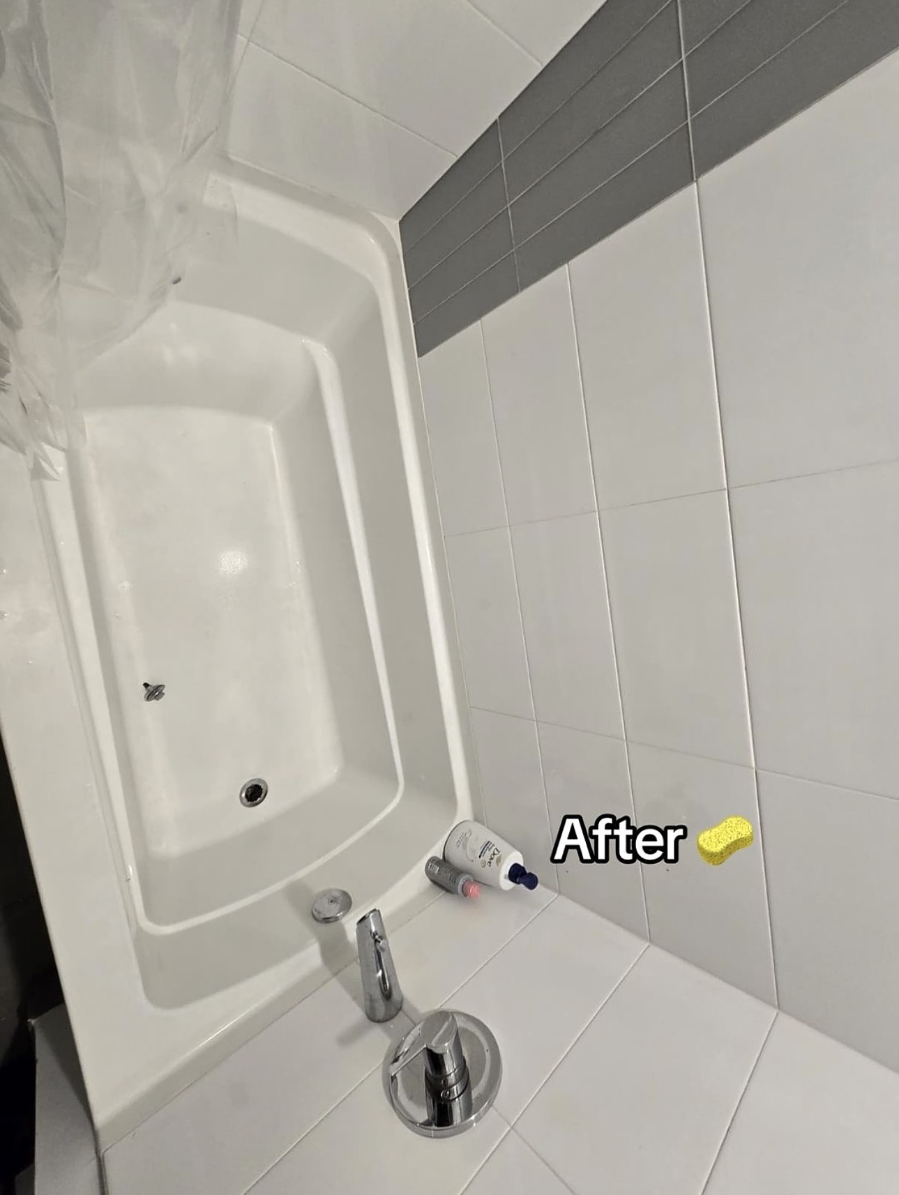 Bathtub after an Above the Rest deep clean