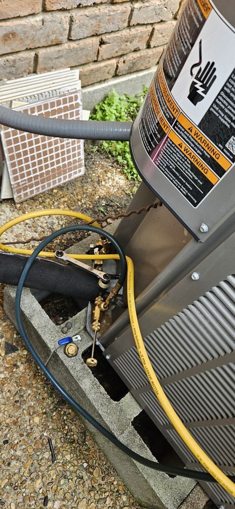 Refrigerant recharge & gauges &mdash; JP Air Dr, Slidell LA