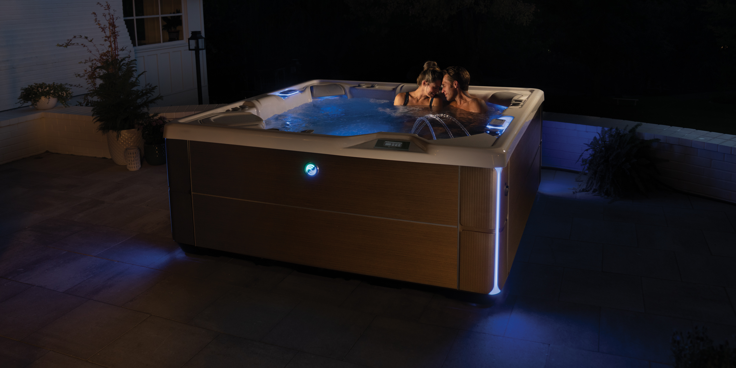 Night time Pool Water Feature Design