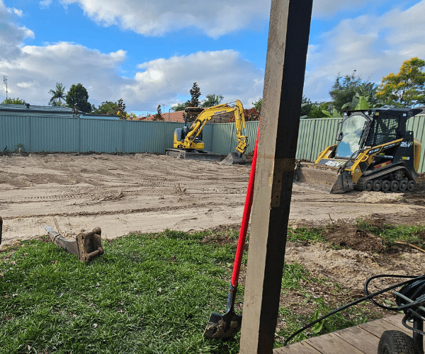 Mini Excavator Bobcat Combo Service 