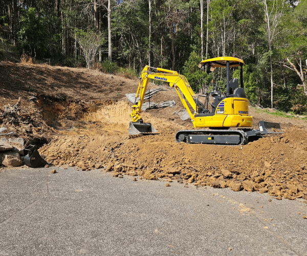 Currumbin Waters Mini Excavator Hire