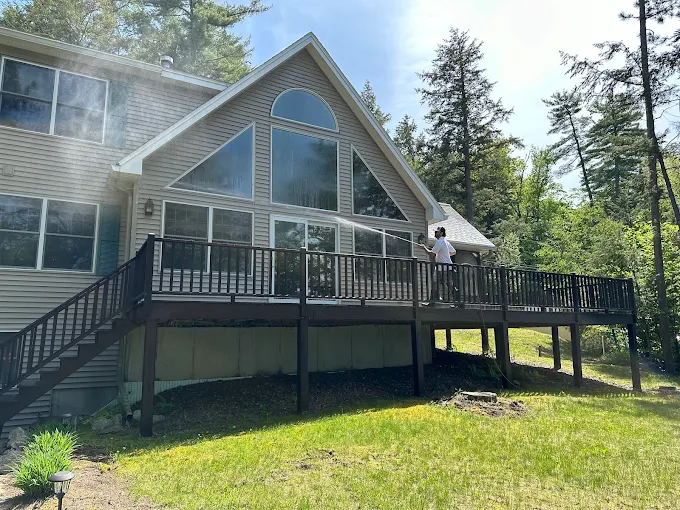 Professional house washing team in Alton NH