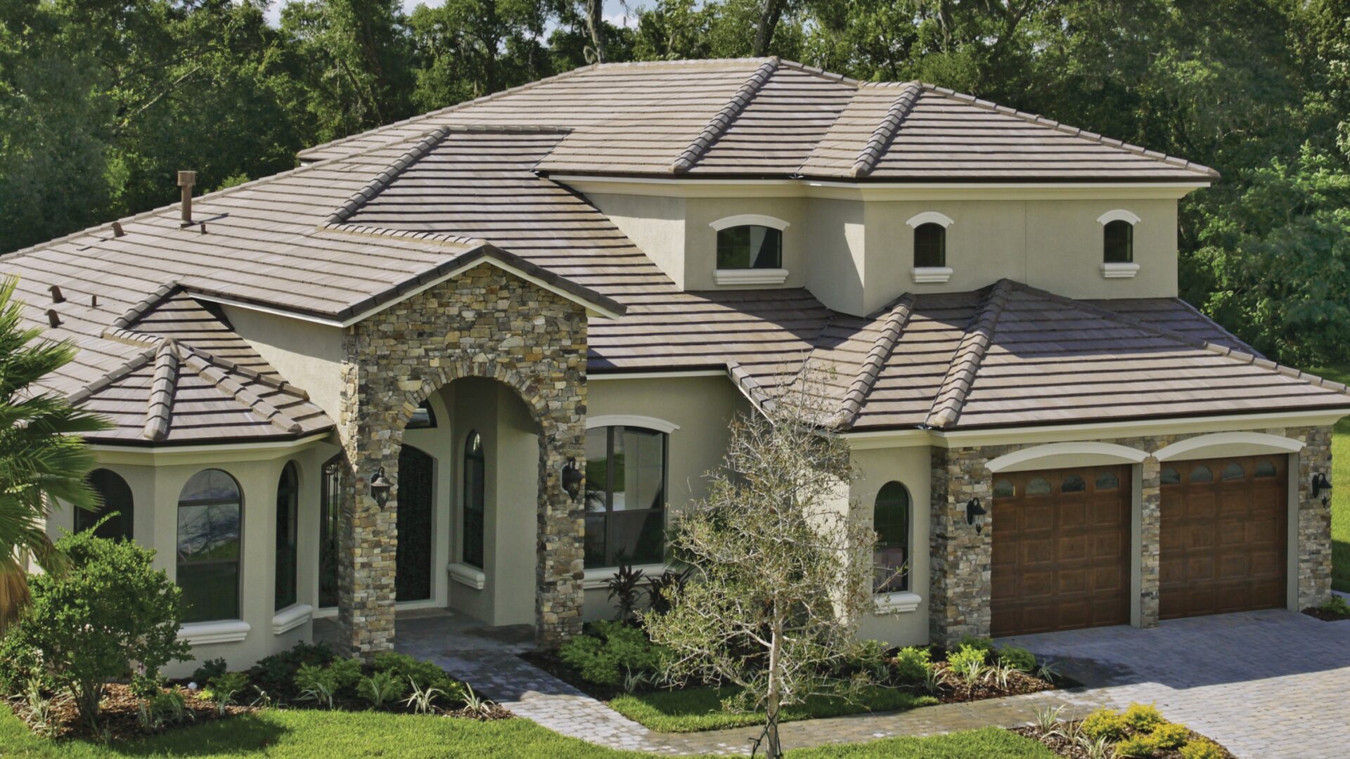 Professional pressure washing services in Alton NH