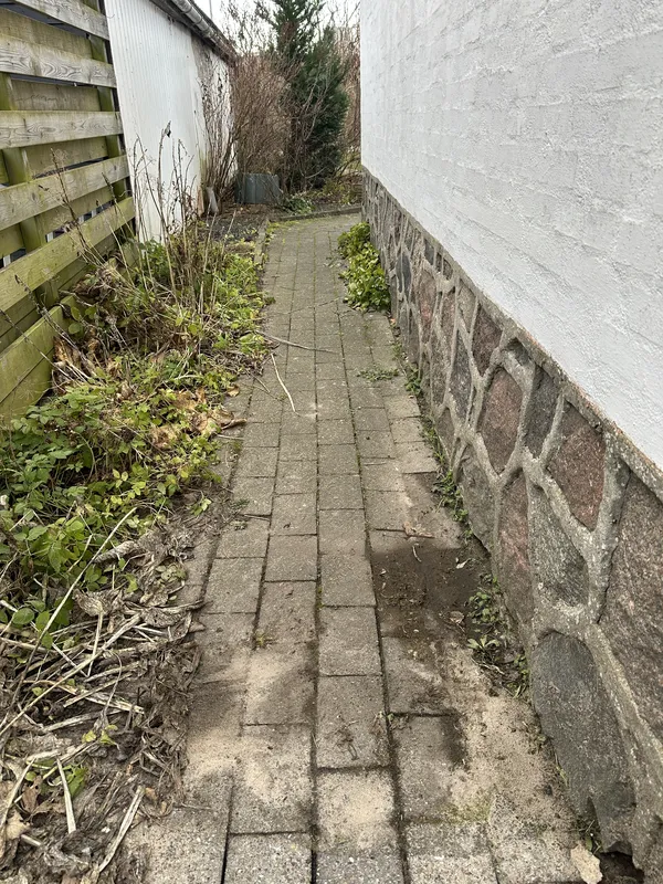 Før og efter billede af fliserens. før