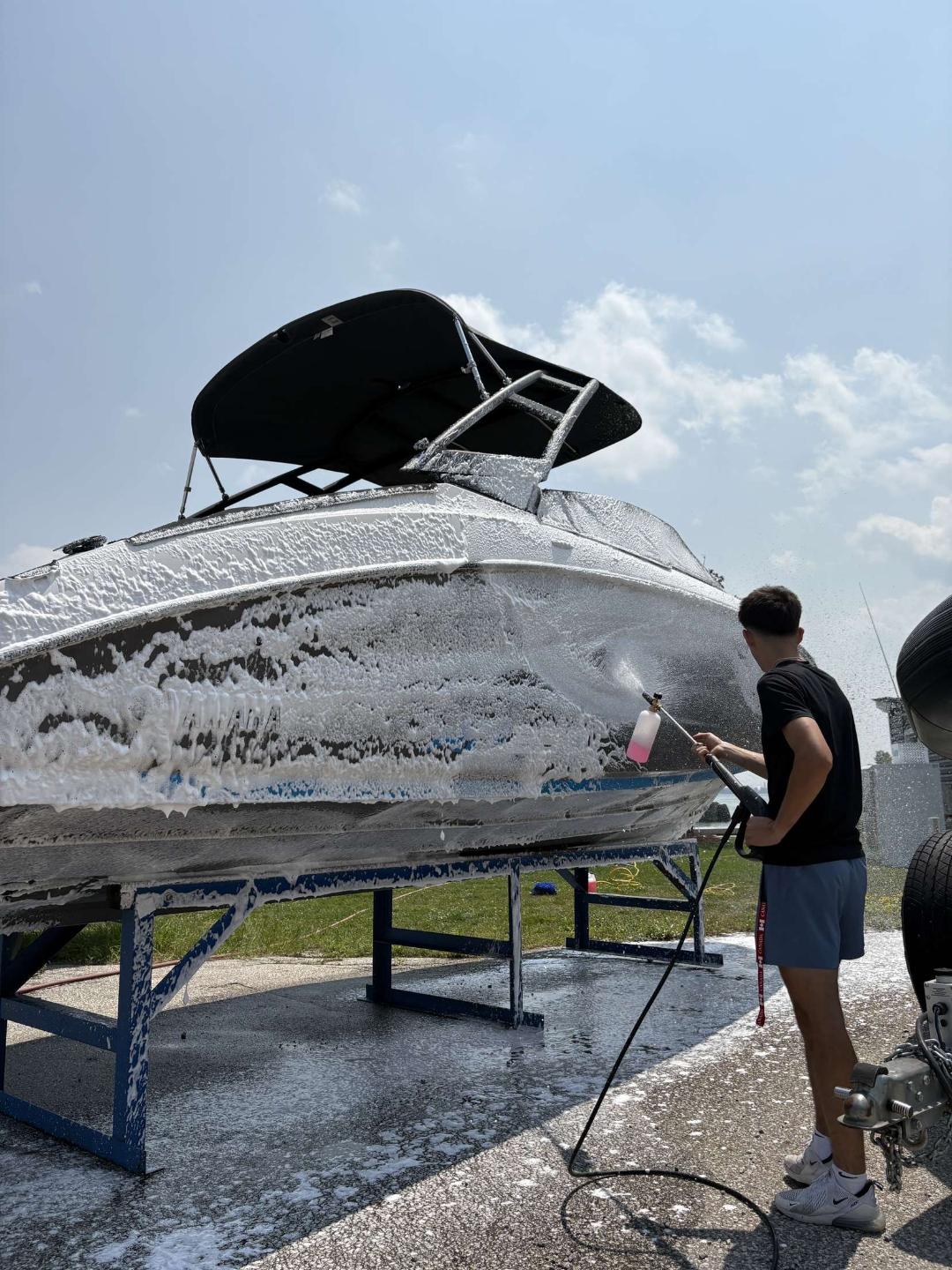 Splash & Dash detailing image 6