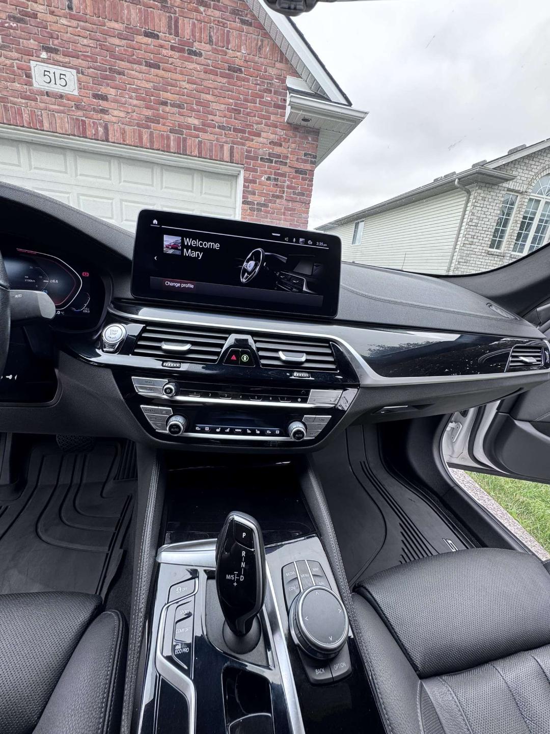 Splash & Dash detailing image 4