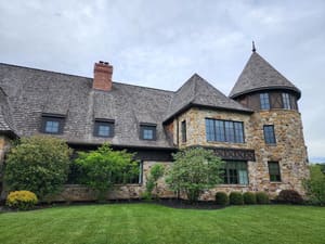 {{ custom_values.service_1 }} in {{custom_values.area_4})