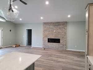 {{ custom_values.service_4 }} in {{custom_values.area_6})