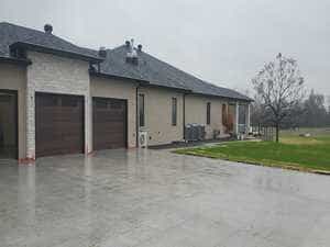 {{ custom_values.service_2 }} in {{custom_values.area_2})