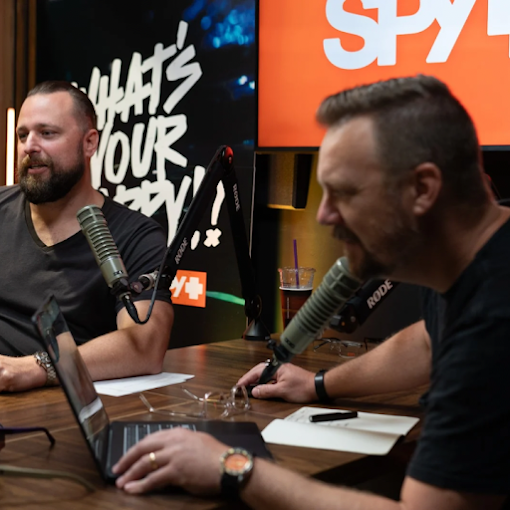 Podcast expert portrait 4