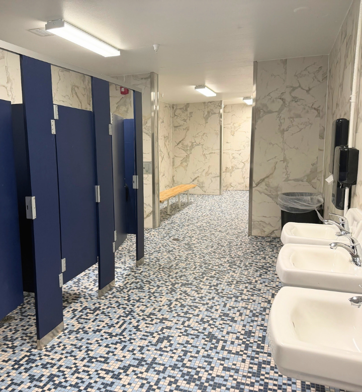 Updated locker rooms in Chaos Water Park