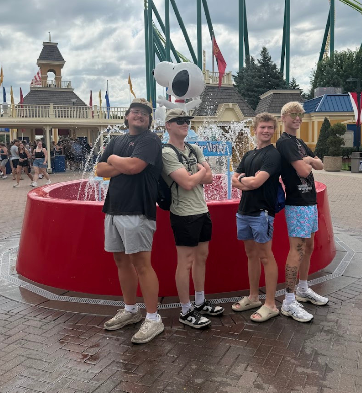 Metropolis Resort team members at Valleyfair. Metropolis Resort team members at Valleyfair.